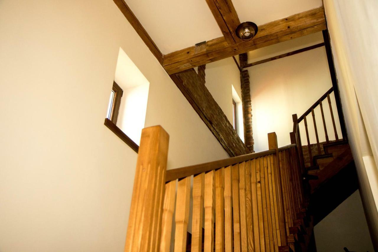 Antique Aparthotel Alba Iulia Exterior foto